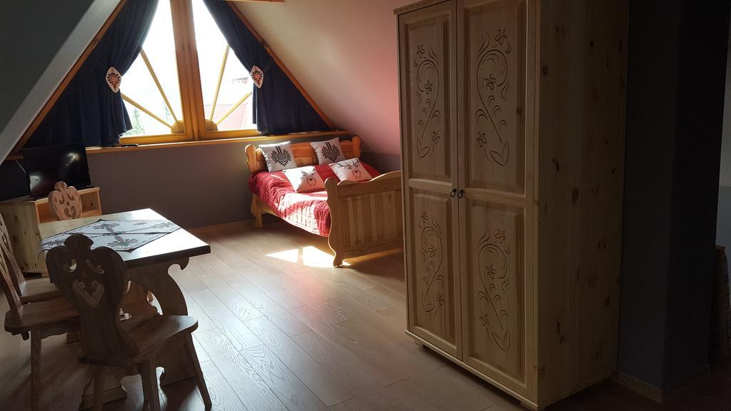 Domek Za Strugiem - Pokoje I Apartamenty Zakopane Kültér fotó